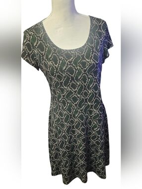 Michael Kors Green And Black Snakeskin Print Size M above the Knee Dress